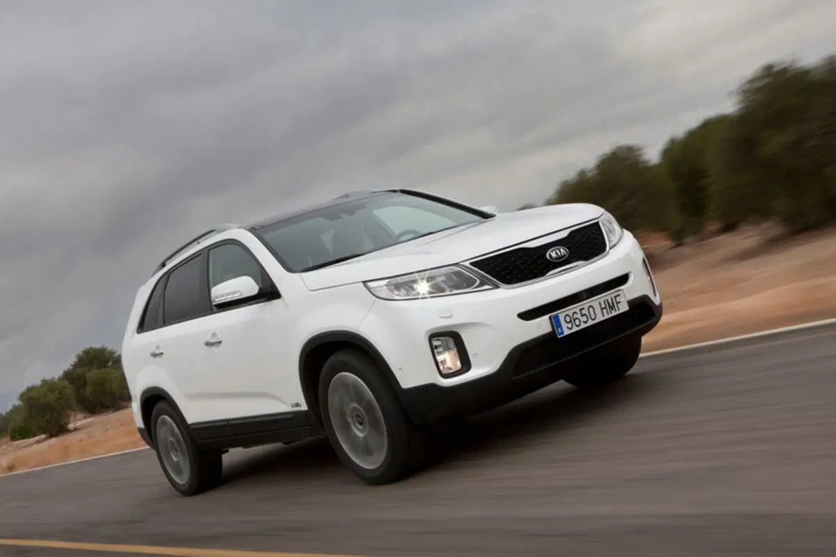 Kia Sorento 2.2 16V CRDI VGT 4WD Active (17)