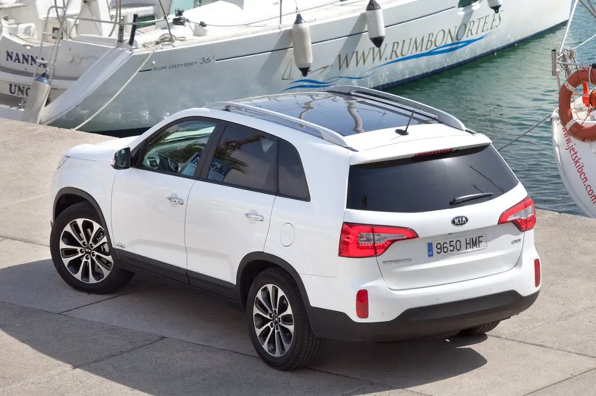 Kia Sorento 2.2 16V CRDI VGT 4WD Active (20)