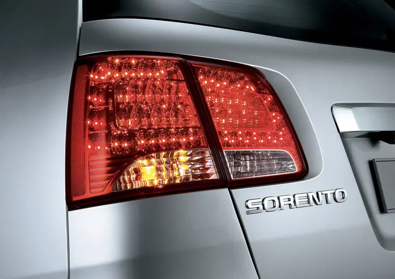 Kia Sorento (2009-15) (66)