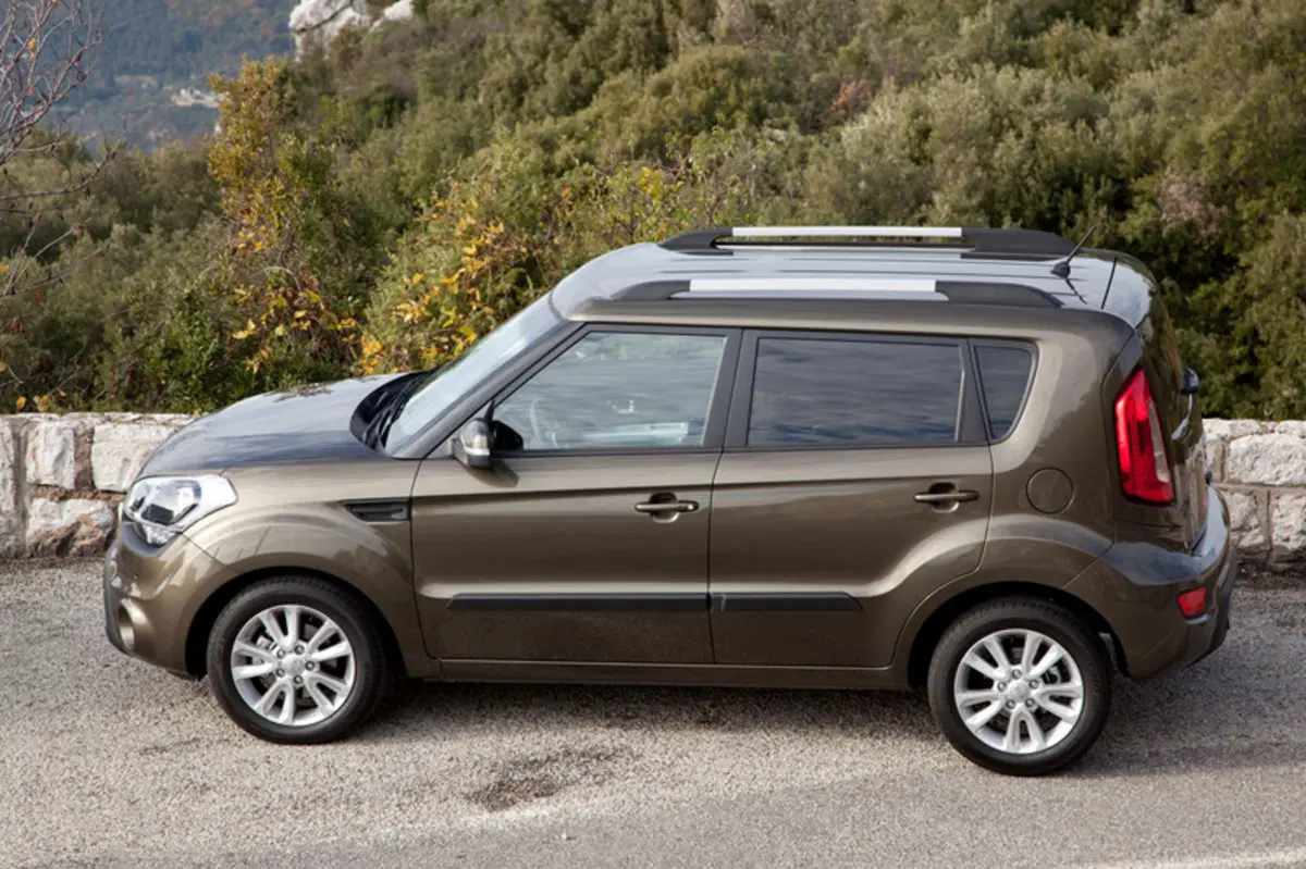 Kia Soul 1.6 CVVT Cool (16)