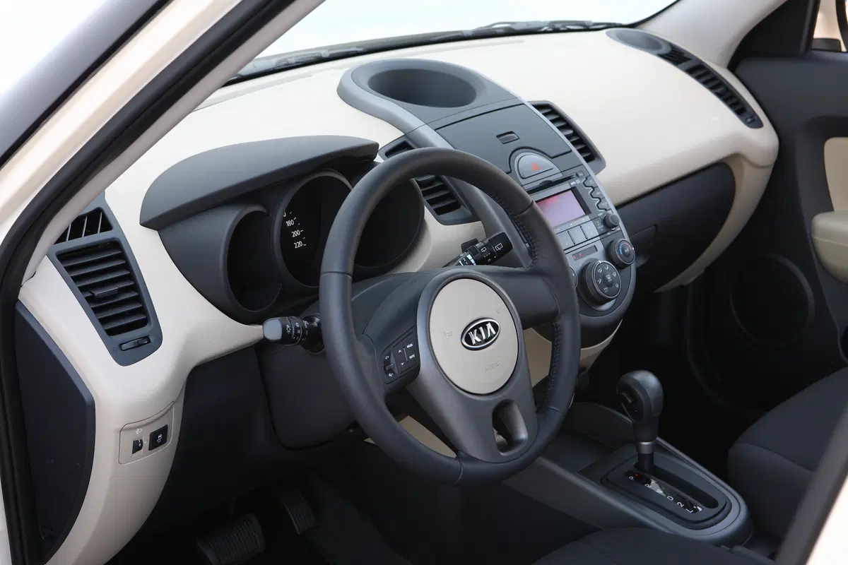 Kia Soul 1.6 CVVT Cool (39)