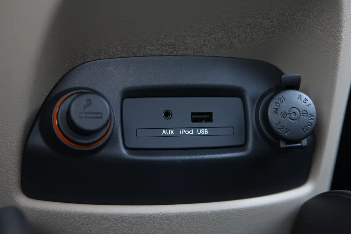 Kia Soul 1.6 CVVT Cool (42)