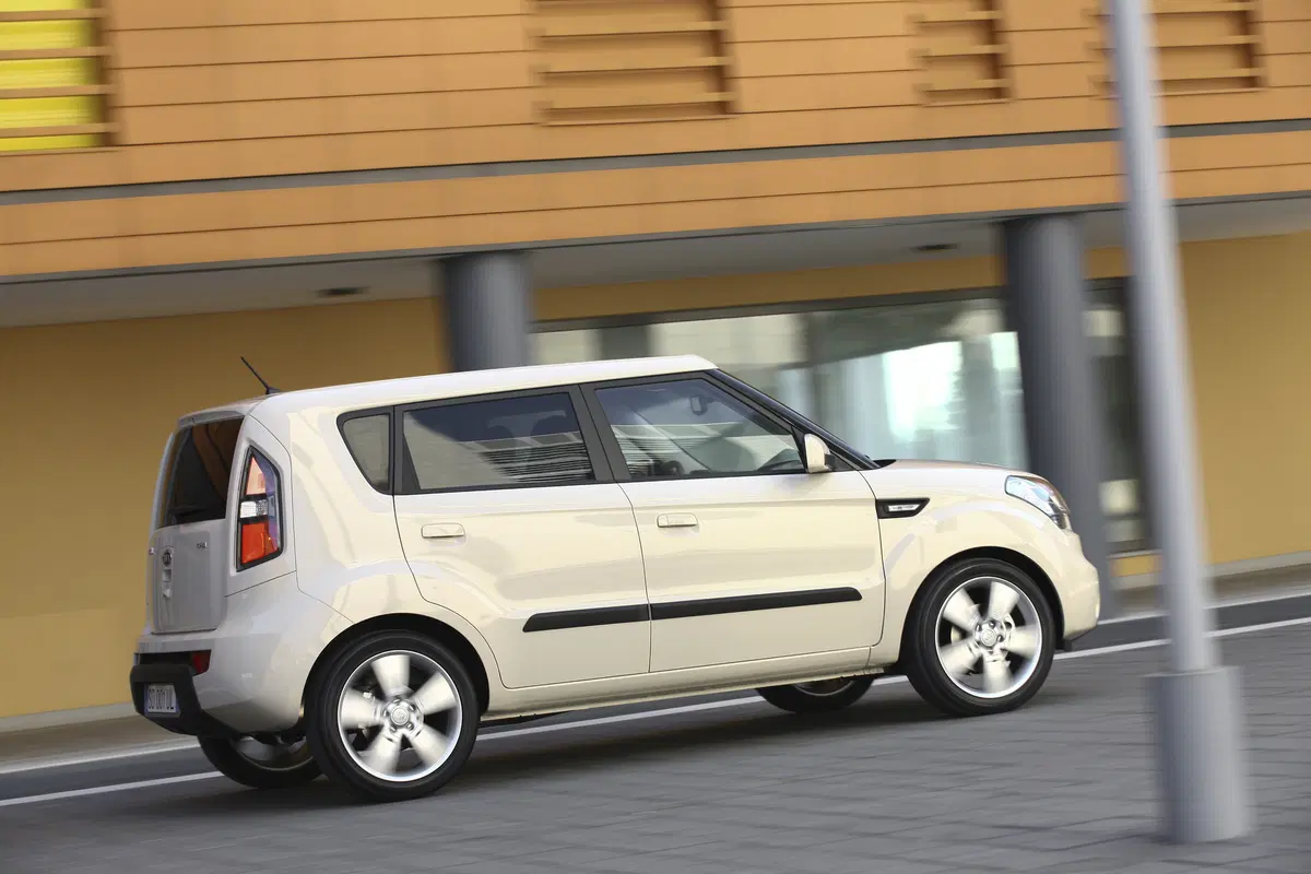 Kia Soul 1.6 CVVT Cool (48)