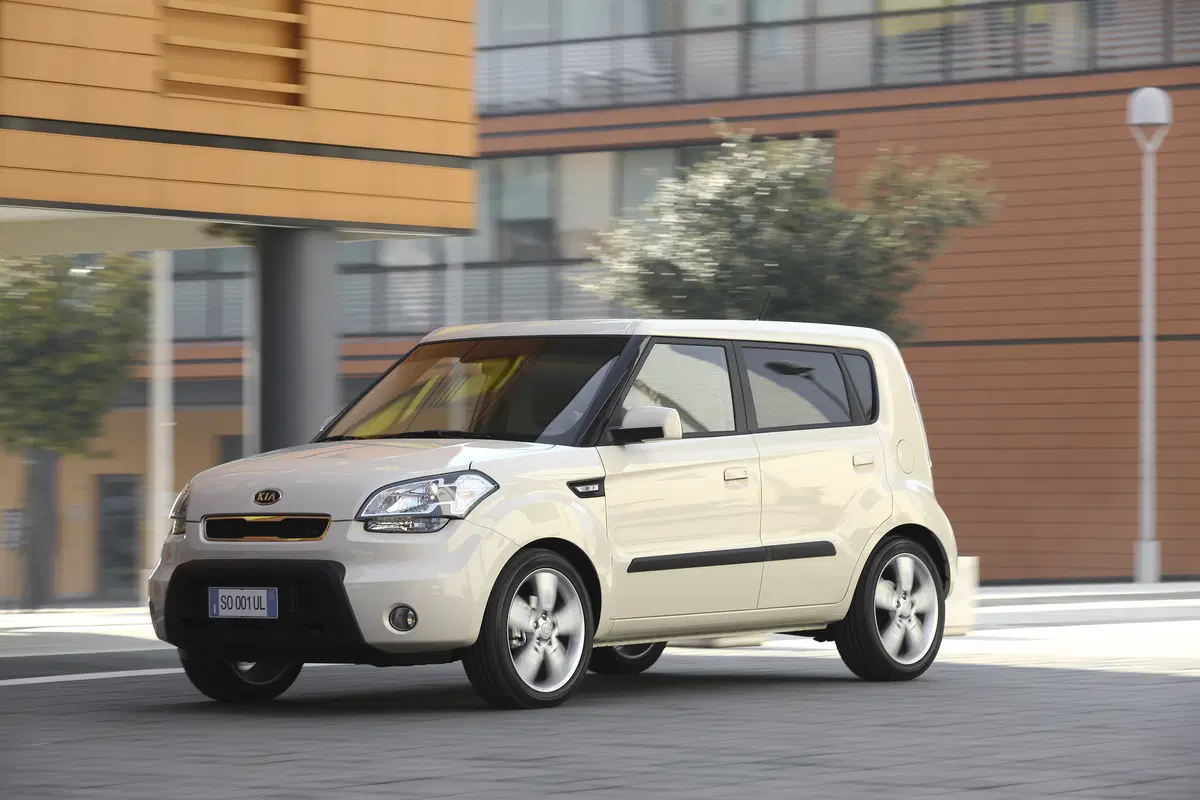 Kia Soul 1.6 CVVT Cool (50)