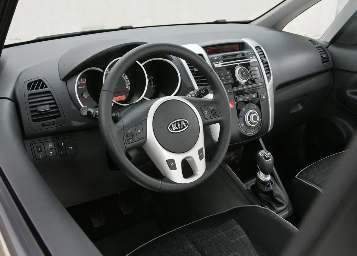 Kia Venga 1.4 CRDi 90CV Active (14)