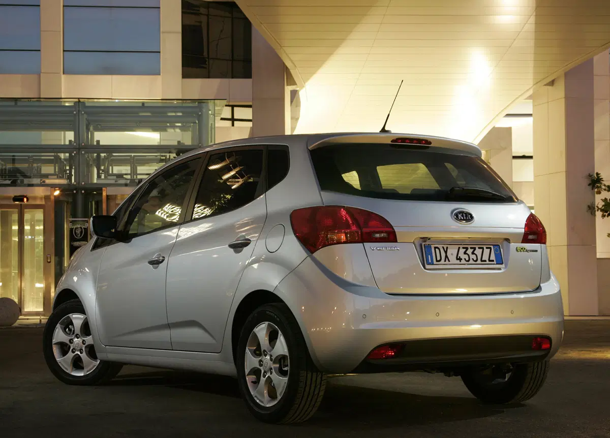 Kia Venga 1.4 CRDi 90CV Active (5)