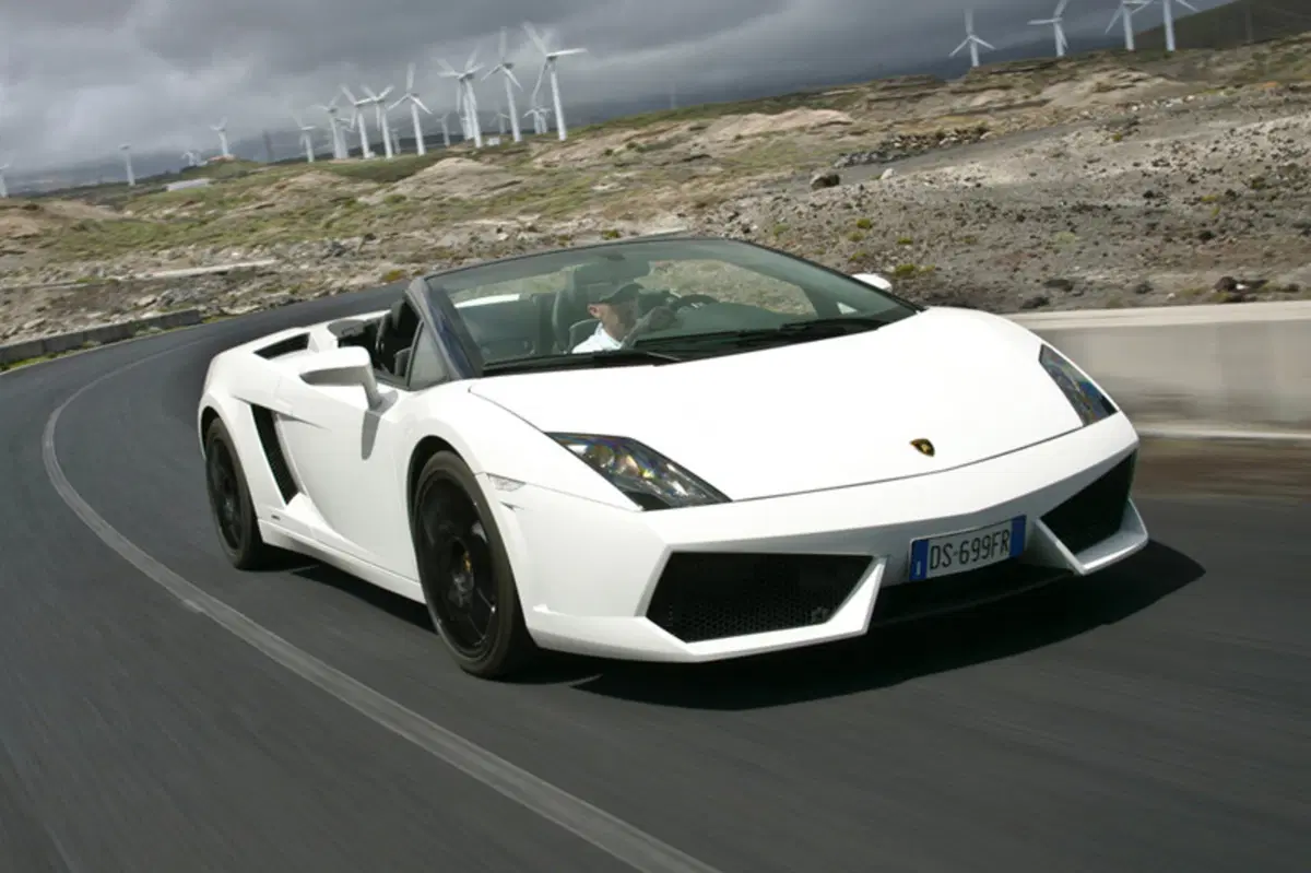 Lamborghini Gallardo Cabrio 5.2 V10 LP570-4 Spyder Performance (16)