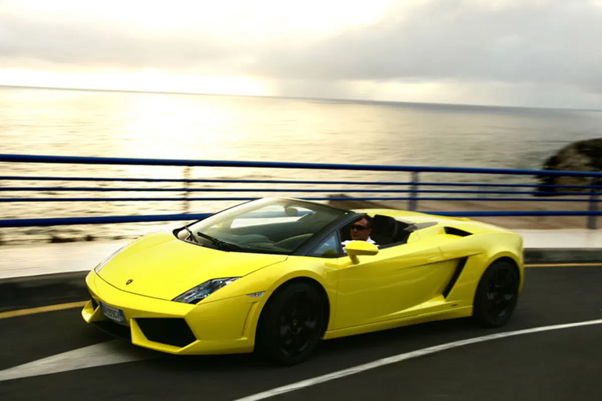 Lamborghini Gallardo Cabrio 5.2 V10 LP570-4 Spyder Performance (17)