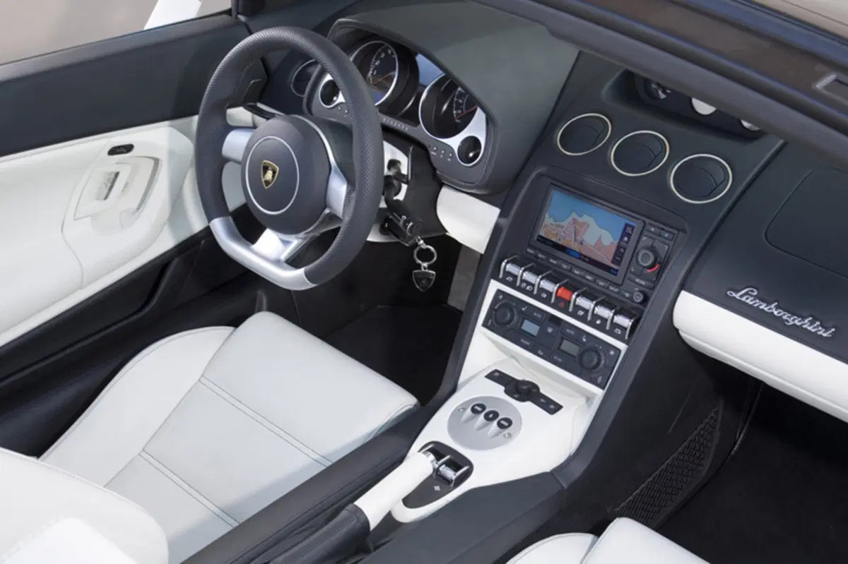 Lamborghini Gallardo Cabrio 5.2 V10 LP570-4 Spyder Performance (25)
