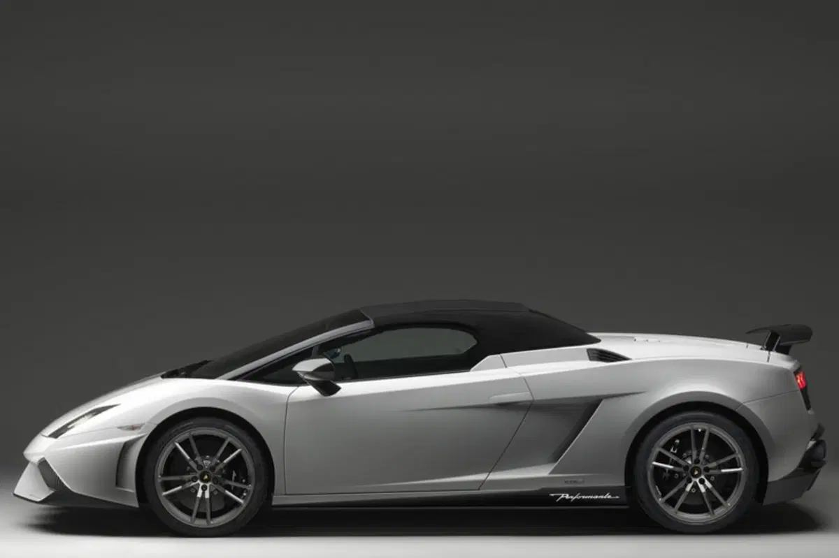 Lamborghini Gallardo Cabrio 5.2 V10 LP570-4 Spyder Performance (34)