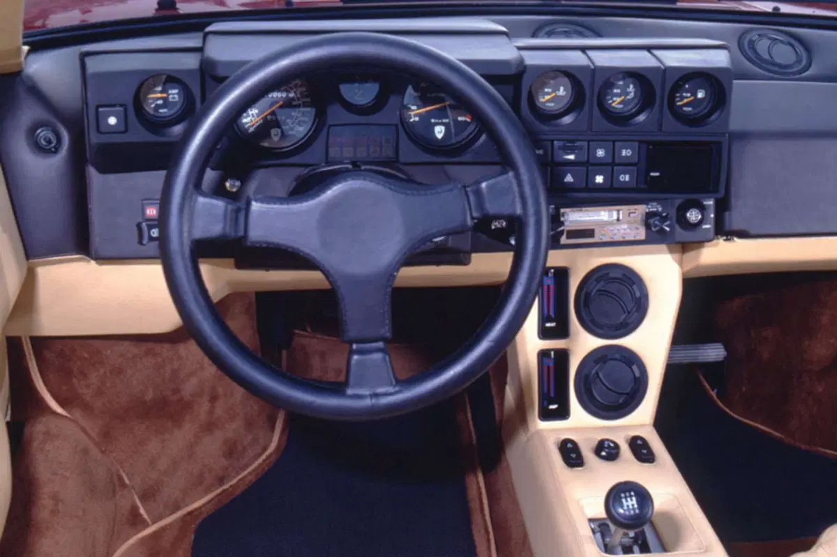 Lamborghini Jalpa 350 GTS (5)