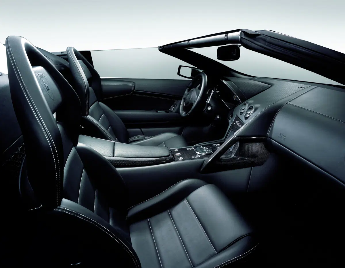 Lamborghini Murciélago Cabrio 6.5 V12 LP650-4 Roadster (6)