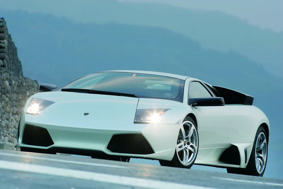 Lamborghini Murciélago Coupé 6.5 V12 LP640 Coupé (12)