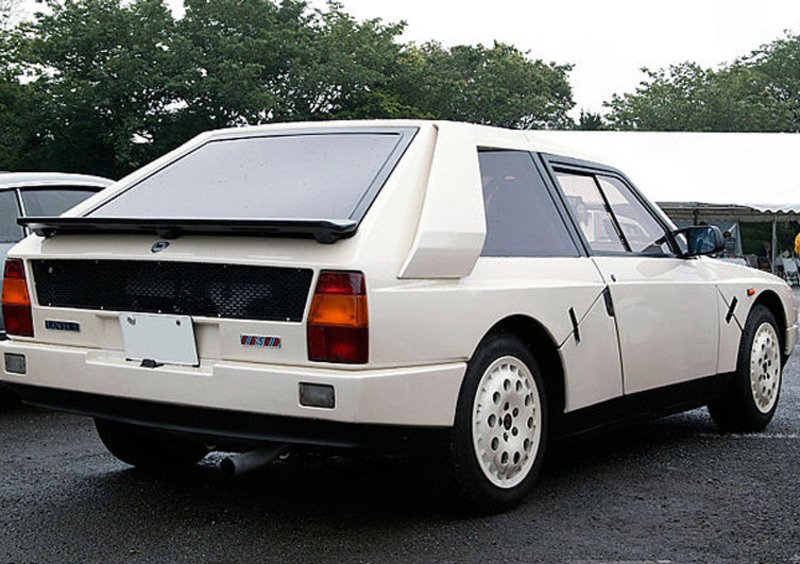 Lancia Delta (1986-88) (2)