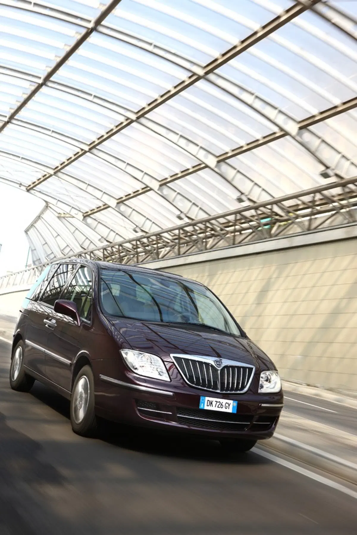 Lancia Phedra (2002-10) (7)