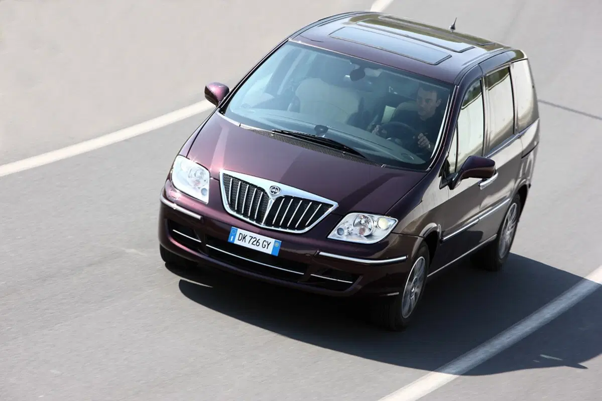 Lancia Phedra (2002-10) (10)