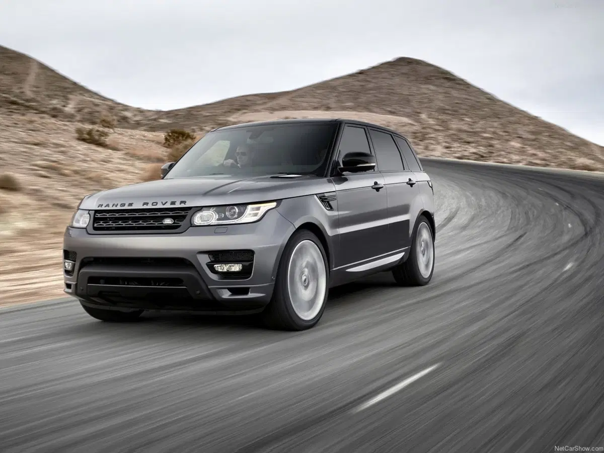 Land Rover Range Rover Sport 3.0 TDV6 SE (32)