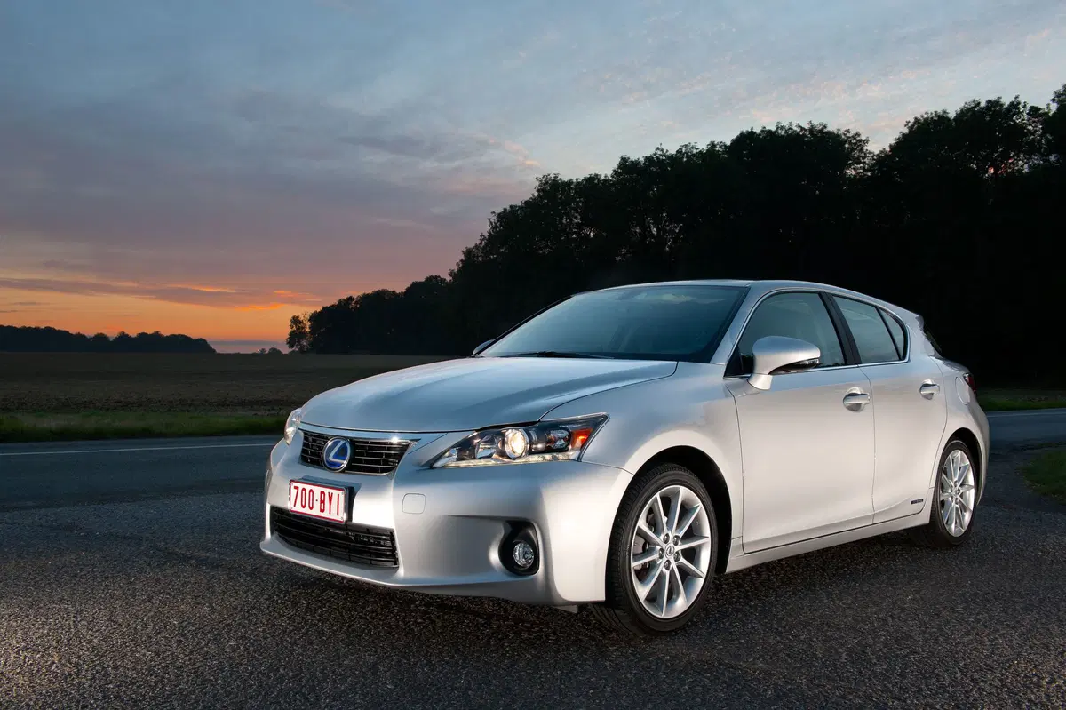 Lexus CT (2010-20) (35)