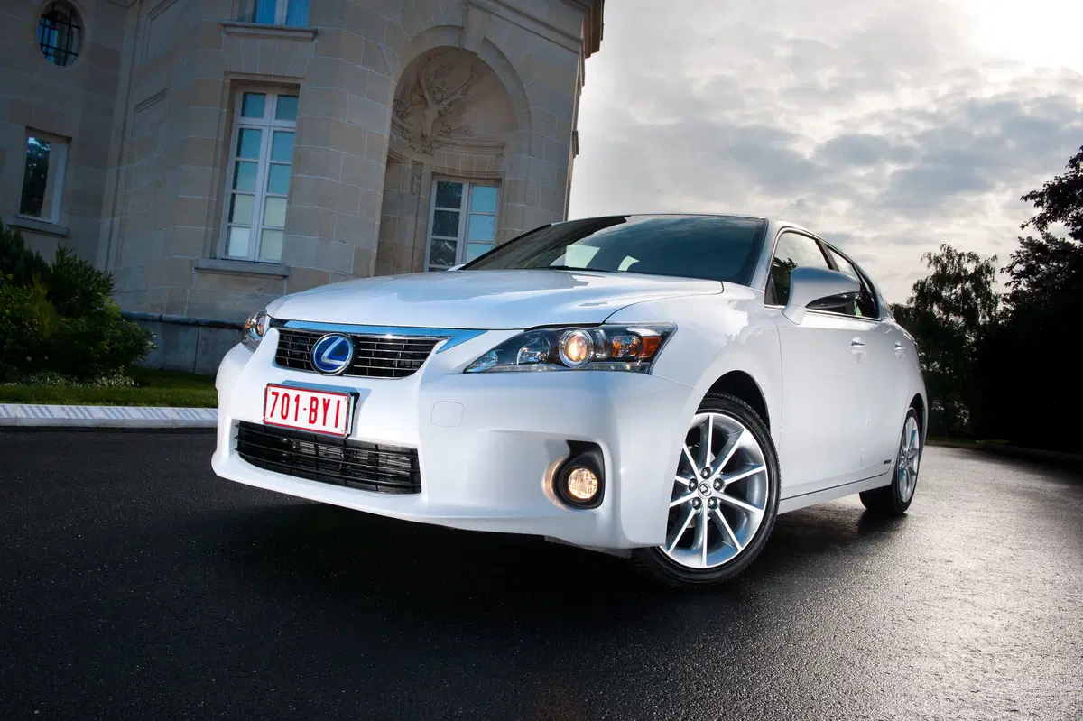 Lexus CT (2010-20) (36)