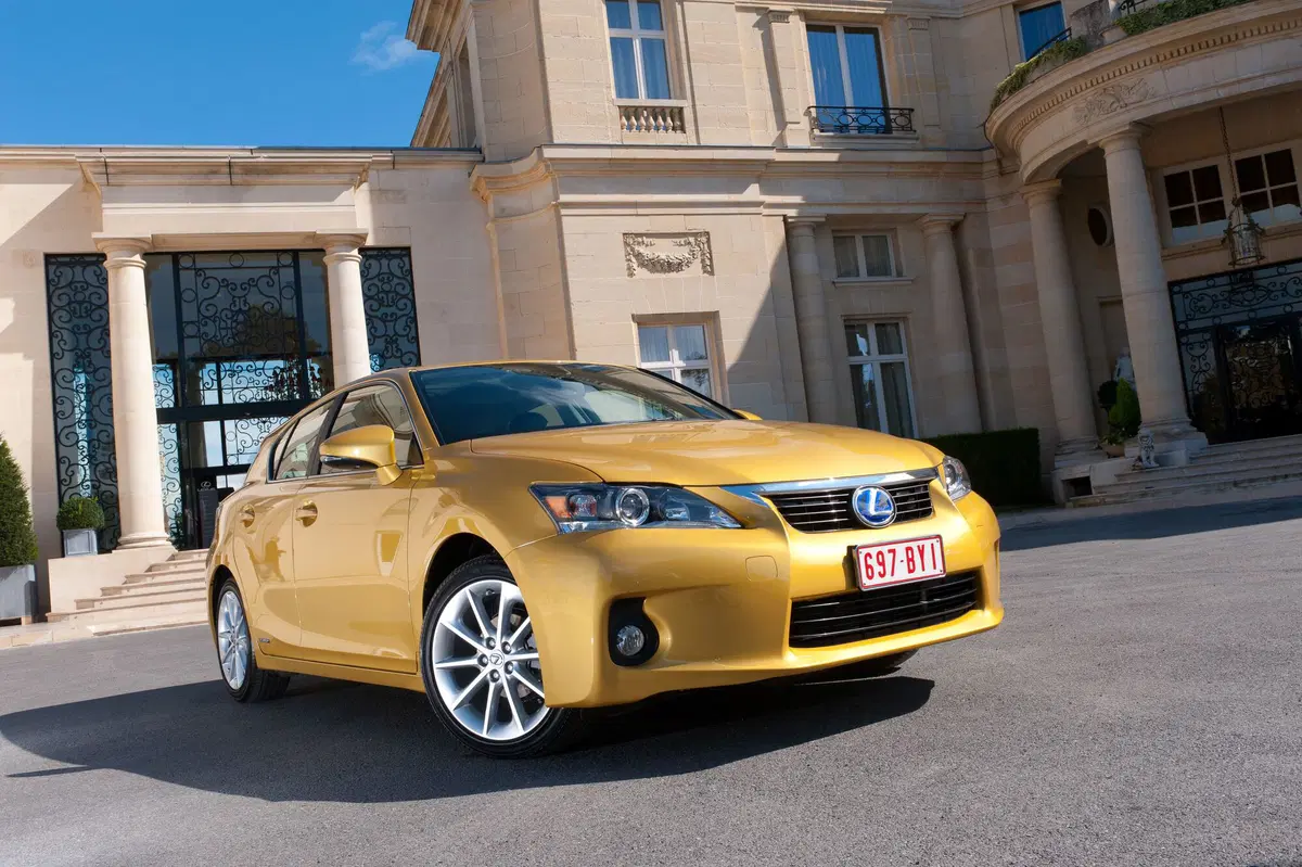 Lexus CT (2010-20) (30)