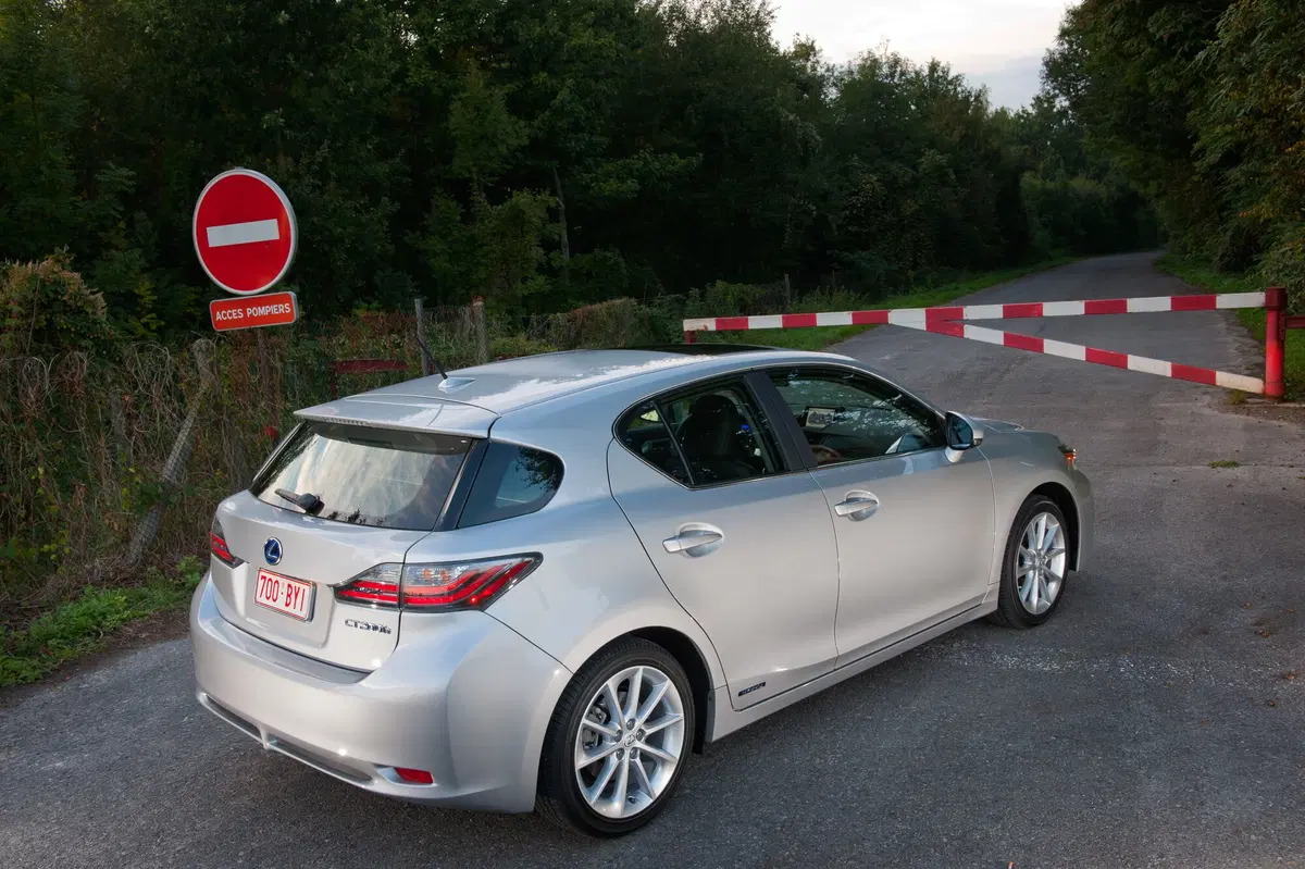 Lexus CT (2010-20) (39)