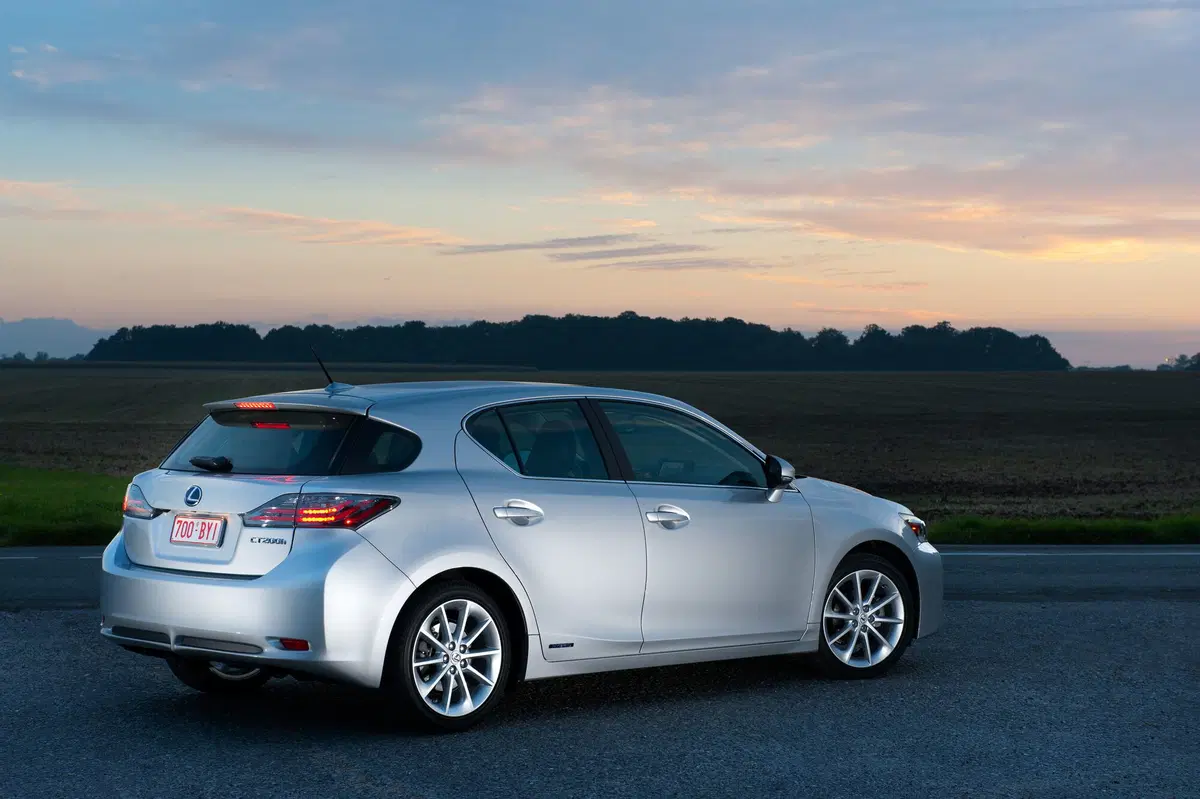 Lexus CT (2010-20) (33)