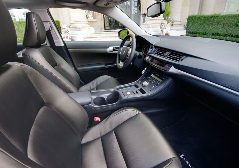 Lexus CT (2010-20) (41)