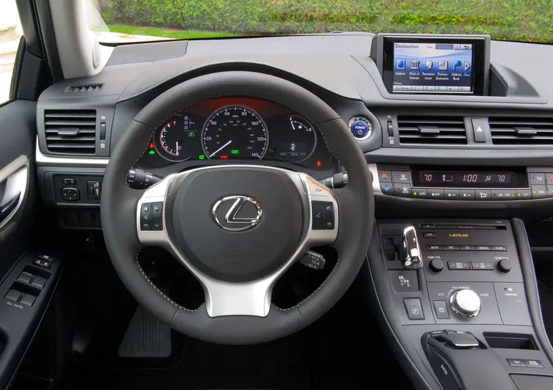 Lexus CT (2010-20) (40)