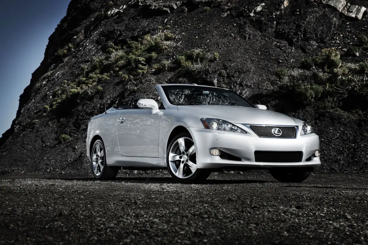 Lexus IS Cabrio (2009-12) (6)