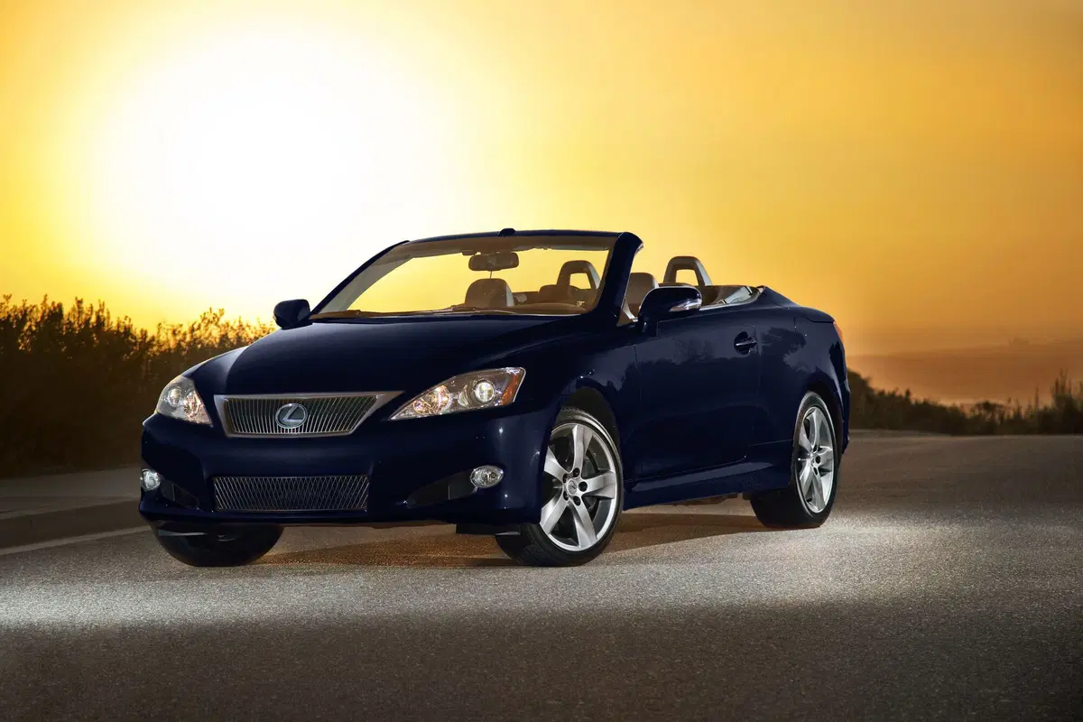 Lexus IS Cabrio (2009-12) (9)