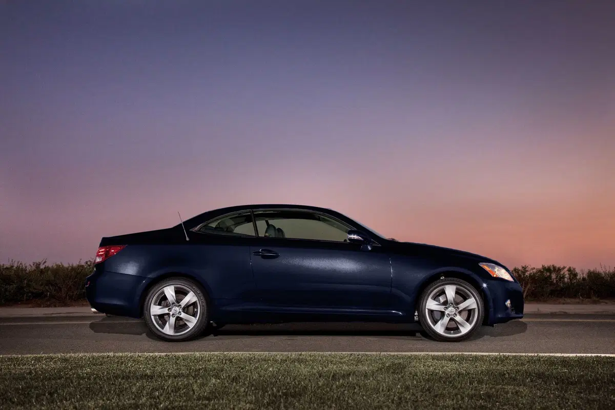 Lexus IS Cabrio (2009-12) (11)
