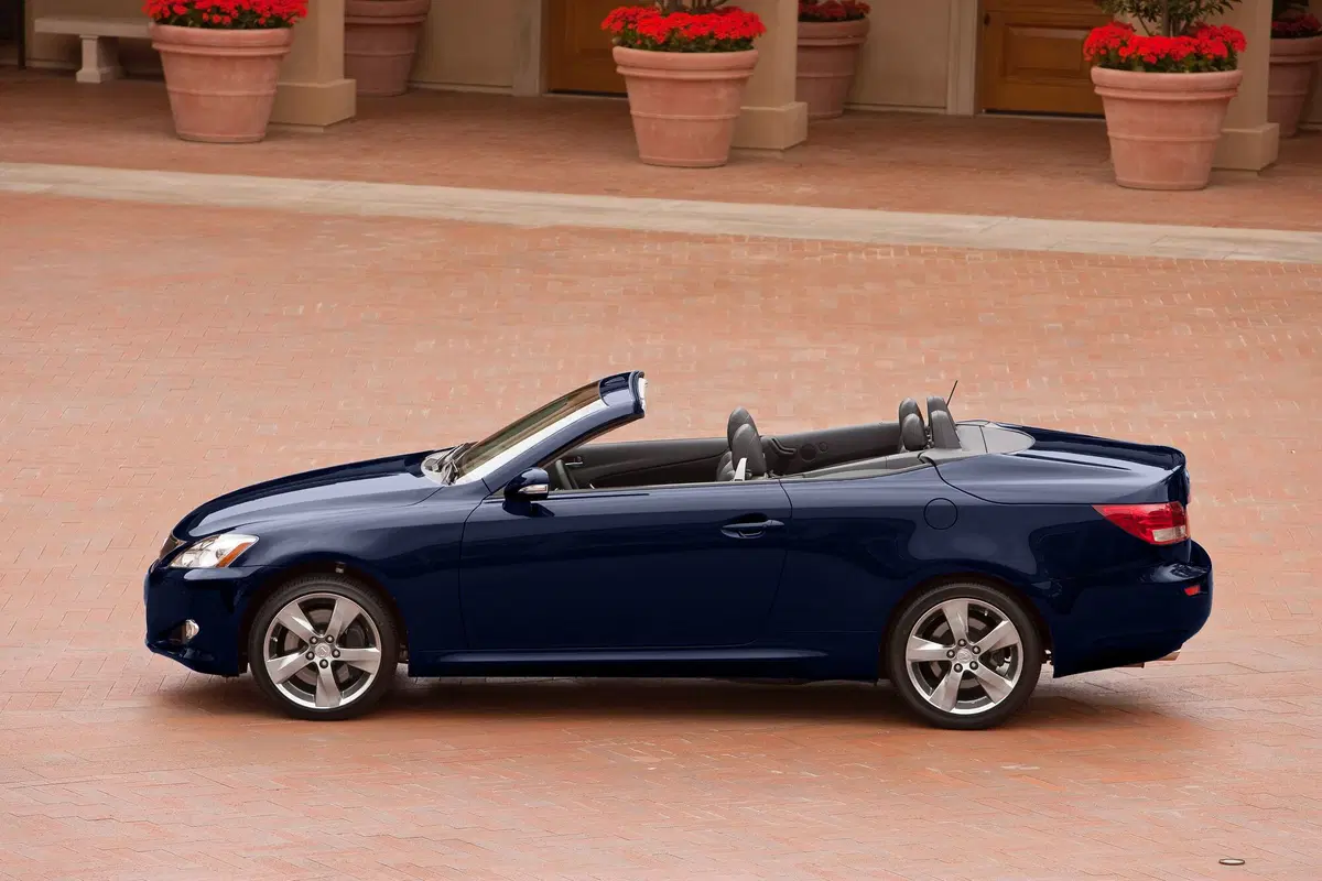 Lexus IS Cabrio (2009-12) (22)