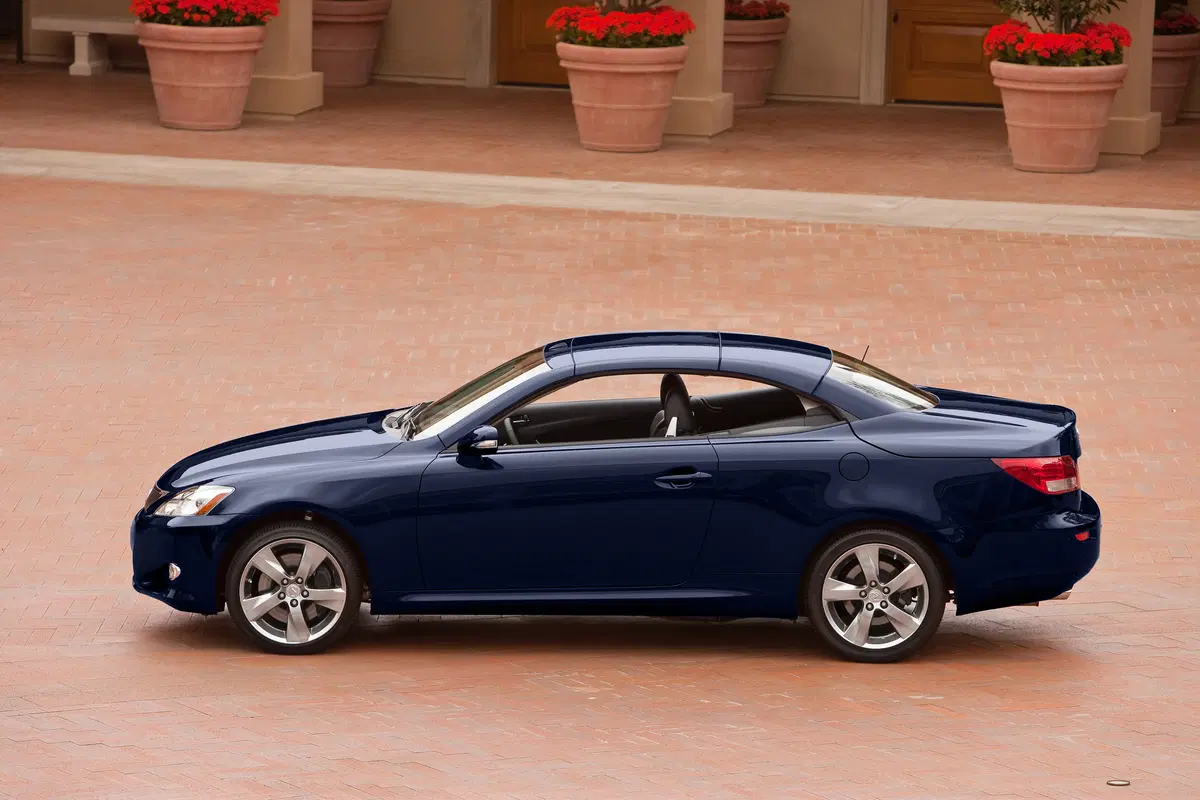 Lexus IS Cabrio (2009-12) (26)