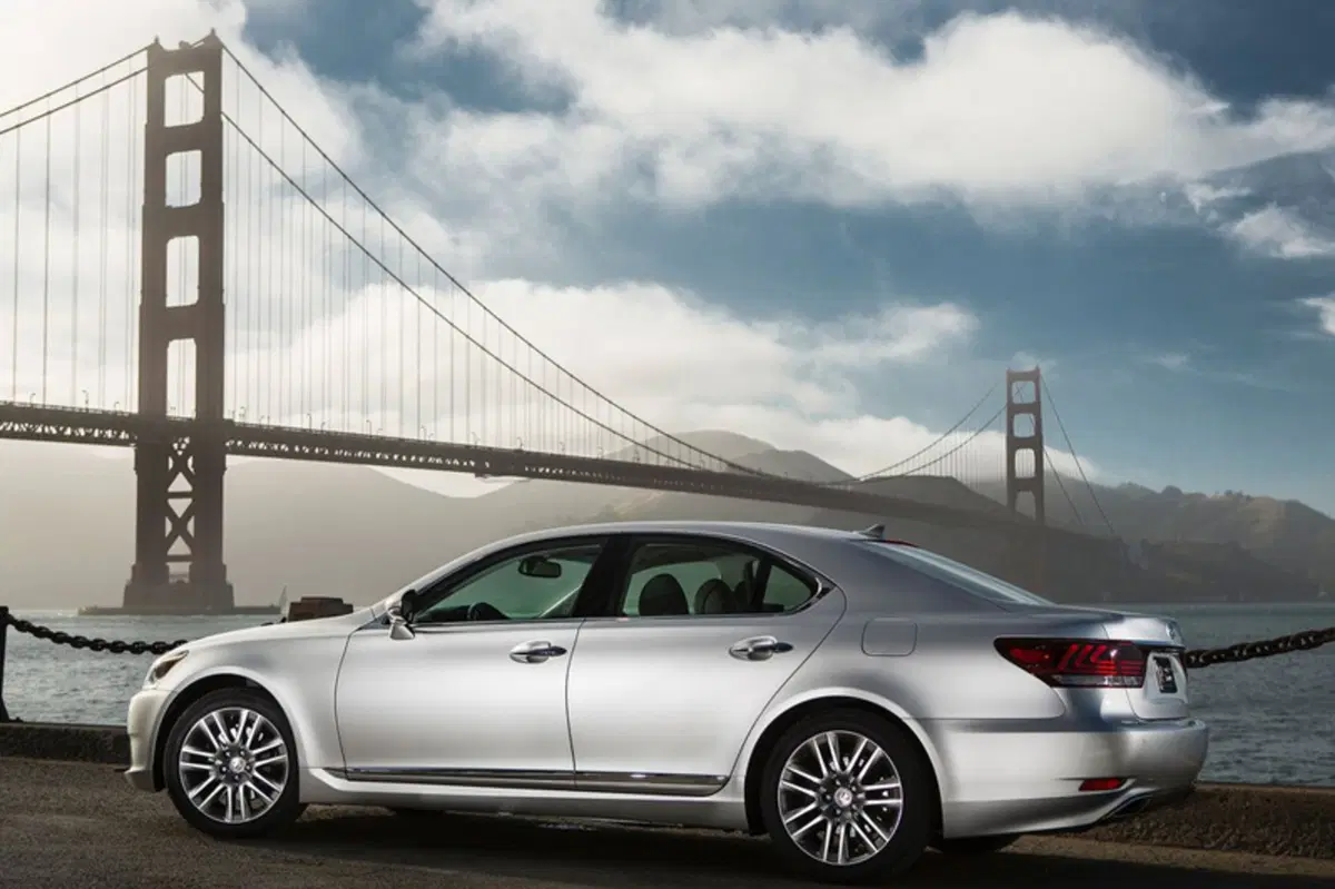 Lexus LS (1993-12) (8)