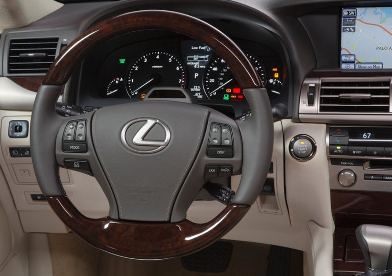 Lexus LS (1993-12) (12)