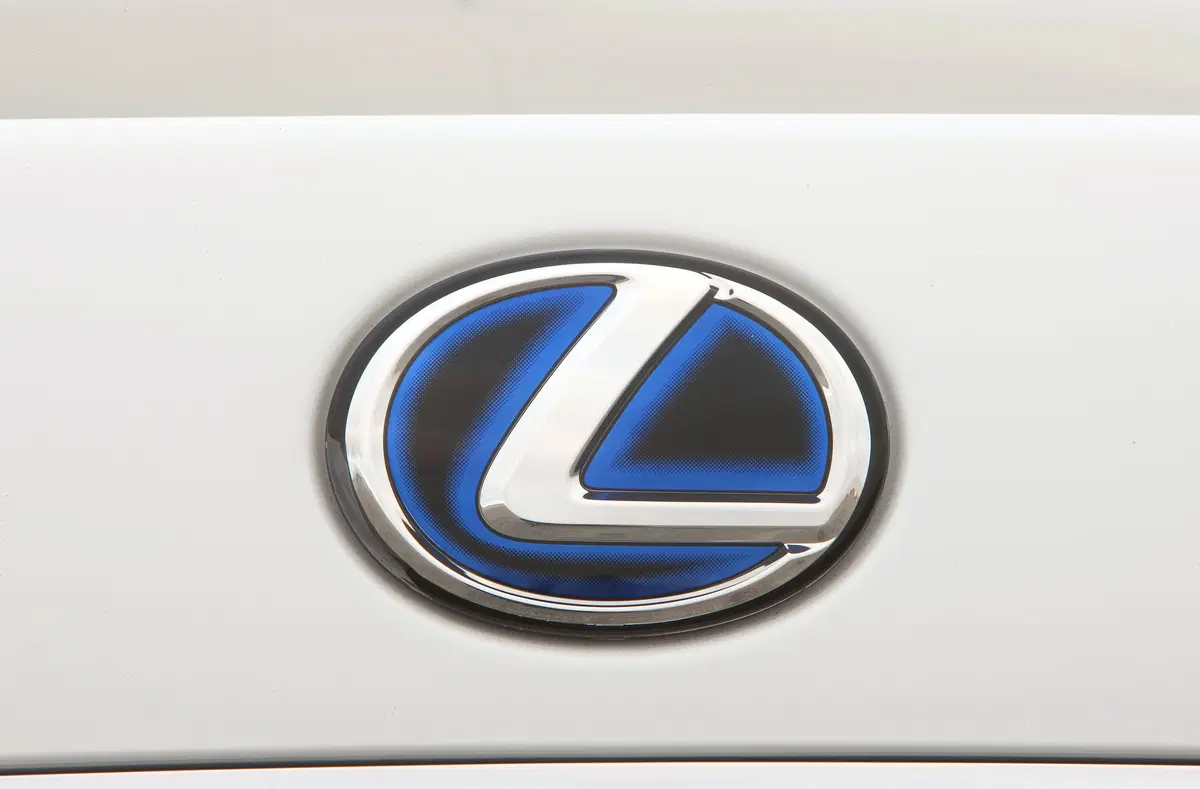Lexus LS (1993-12) (39)