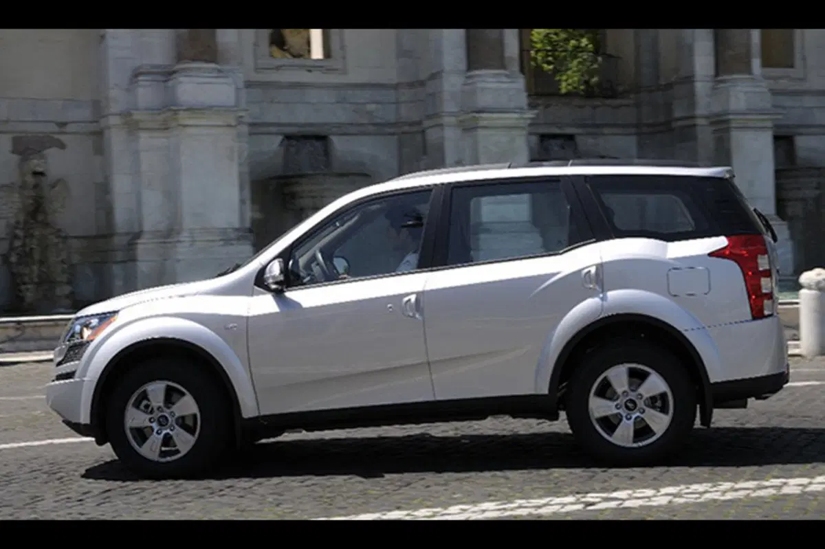 Mahindra XUV500 XUV500 2.2 16V FWD W6 (26)