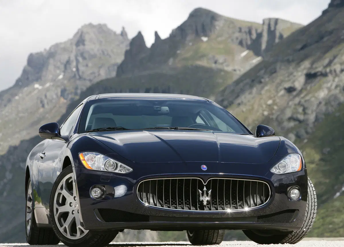 Maserati Granturismo GranTurismo 4.7 V8 Sport (24)
