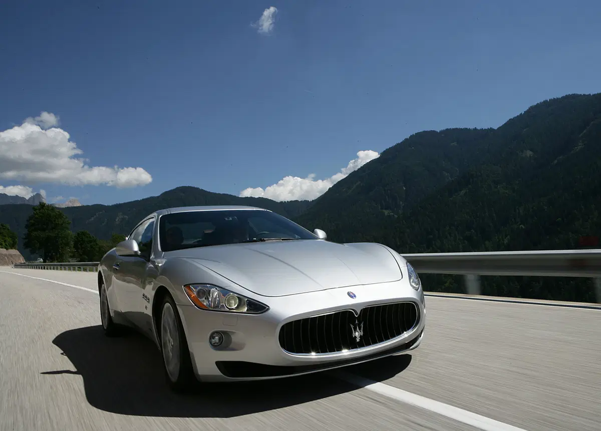 Maserati Granturismo GranTurismo 4.7 V8 Sport (6)
