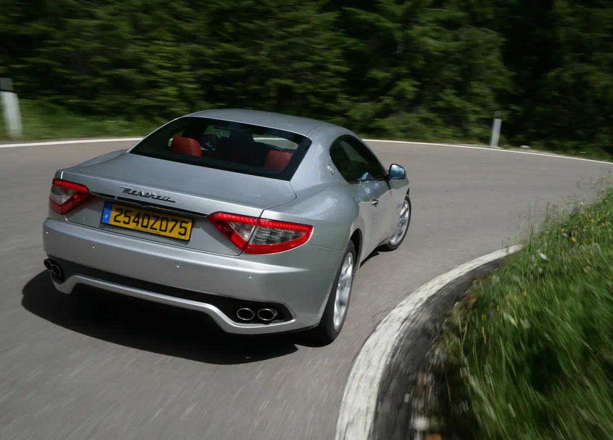 Maserati Granturismo GranTurismo 4.7 V8 Sport (25)