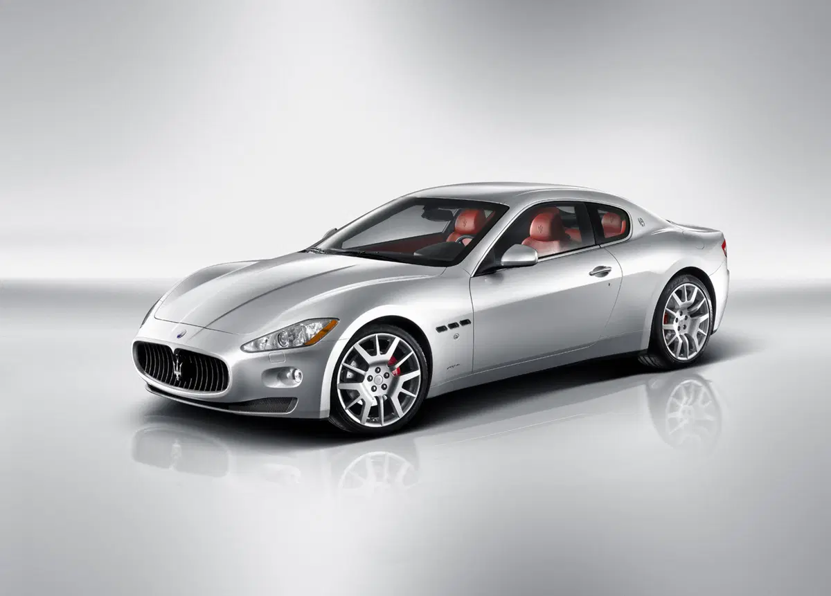 Maserati Granturismo GranTurismo 4.7 V8 Sport (28)