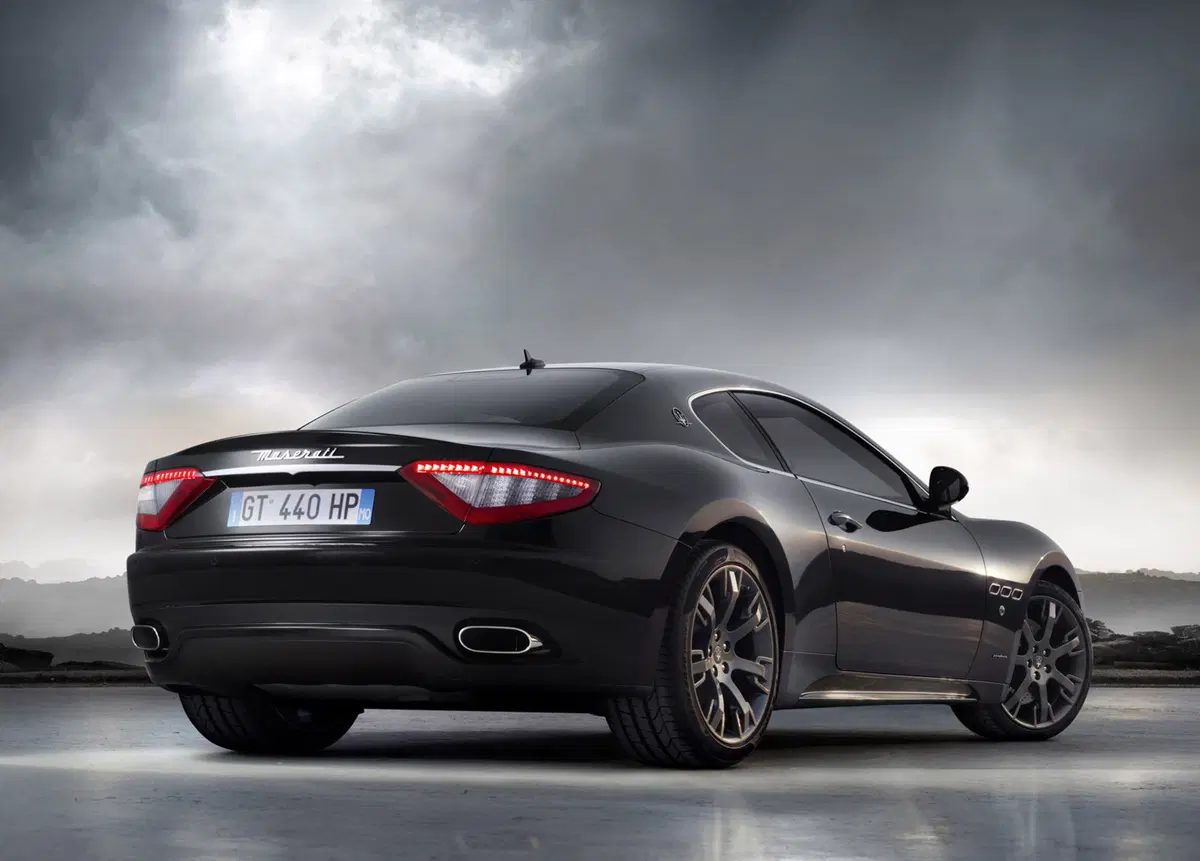 Maserati Granturismo GranTurismo 4.7 V8 Sport (4)