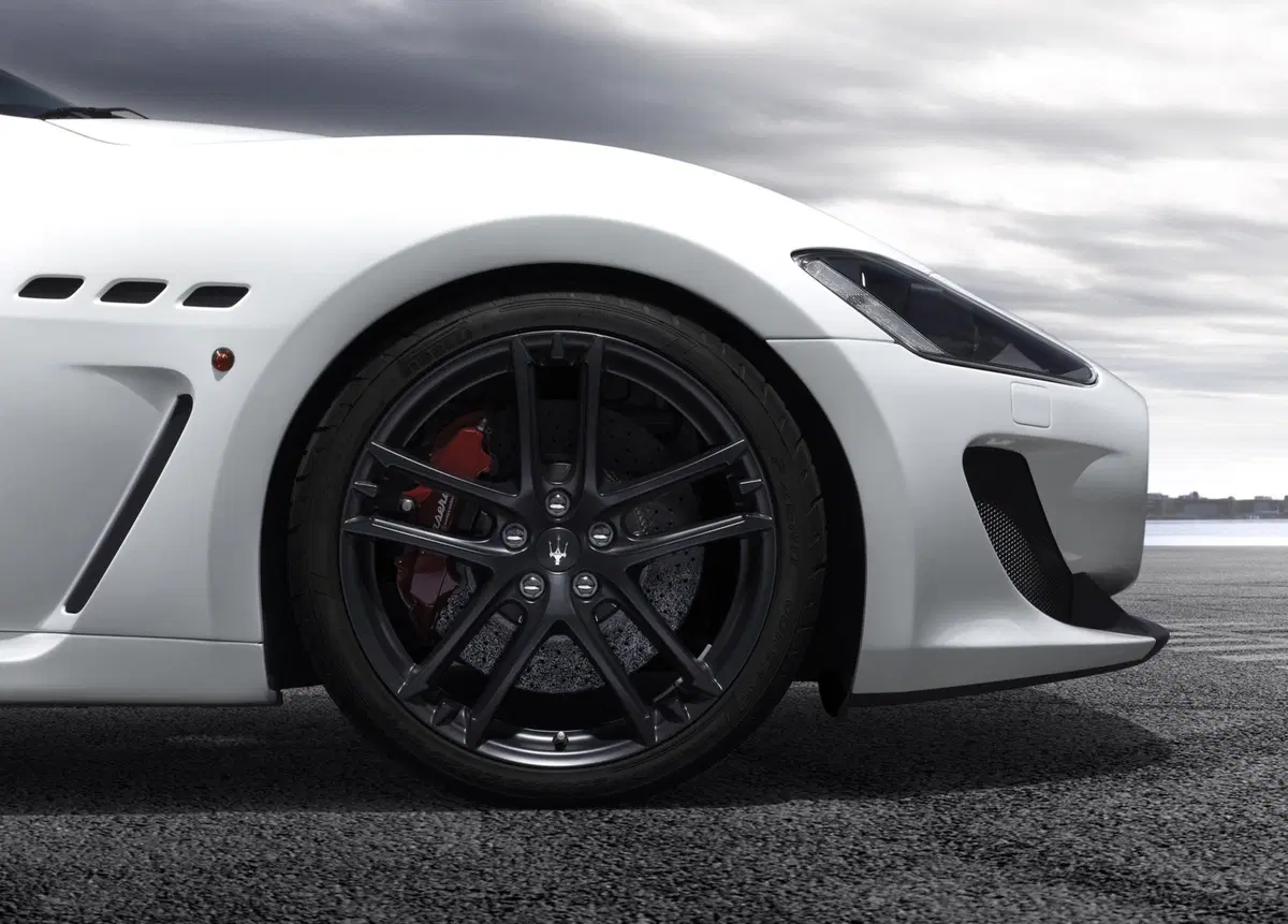 Maserati Granturismo GranTurismo 4.7 V8 Sport (23)