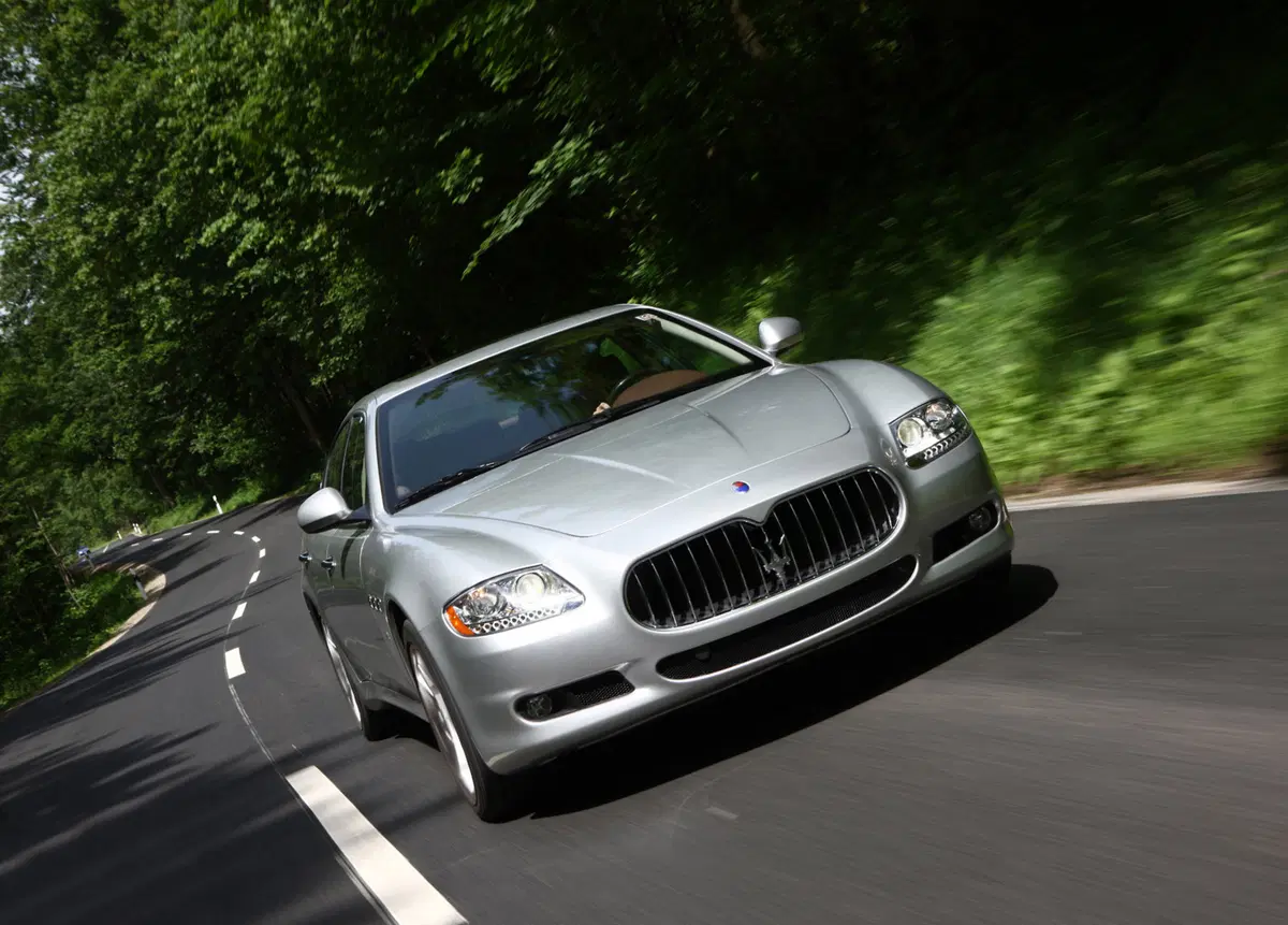 Maserati Quattroporte 4.2 V8 Duoselect Sport GT (6)