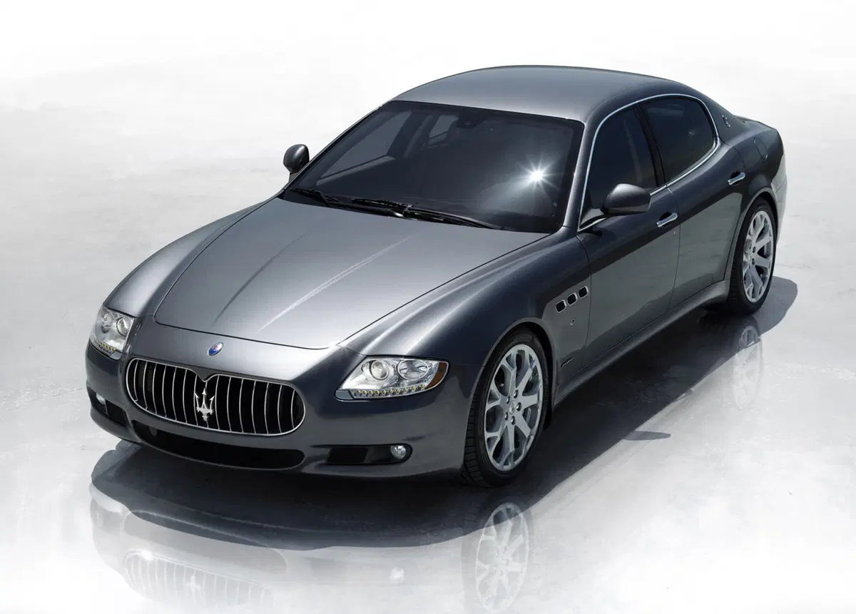 Maserati Quattroporte 4.2 V8 Duoselect Sport GT (9)