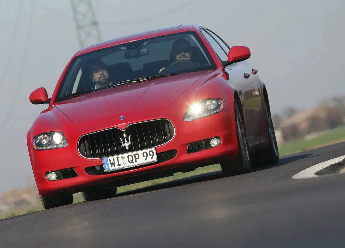 Maserati Quattroporte 4.2 V8 Duoselect Sport GT (17)