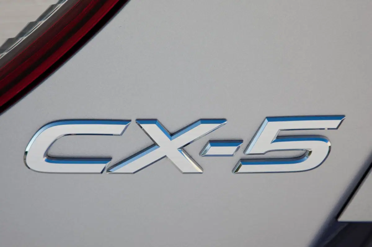 Mazda CX-5 2.2L Skyactiv-D 150CV 2WD Essence (23)
