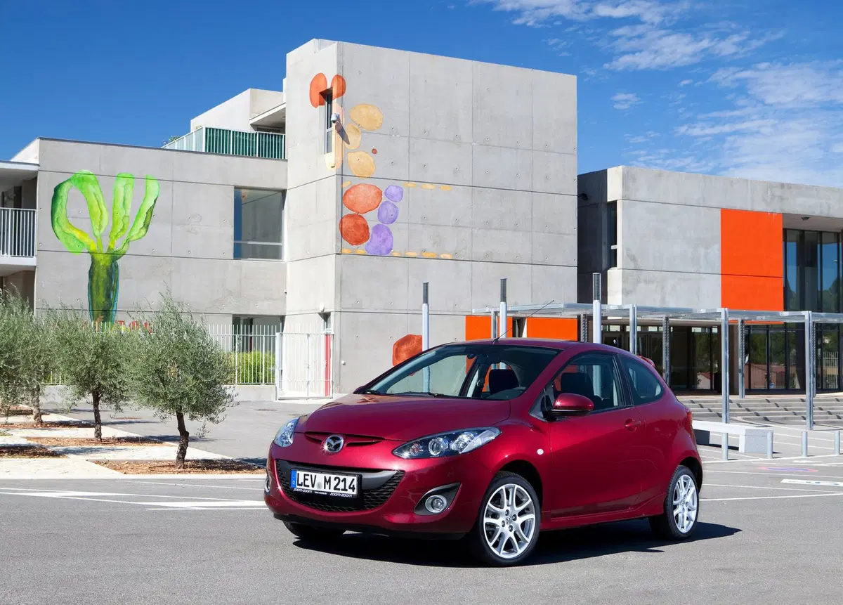 Mazda Mazda2 (2007-14) (8)