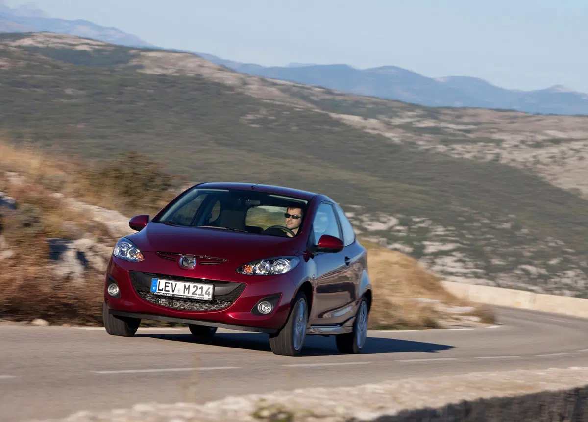 Mazda Mazda2 (2007-14) (9)