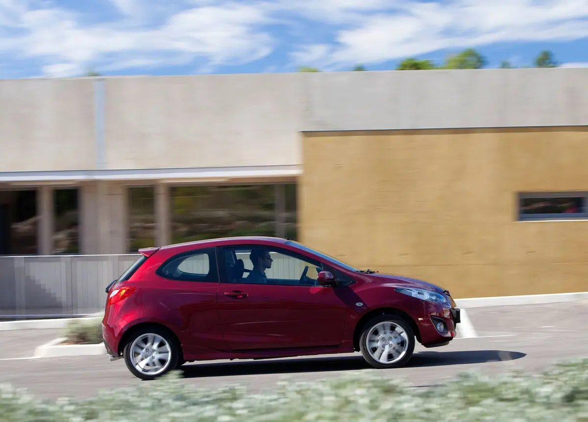 Mazda Mazda2 (2007-14) (13)